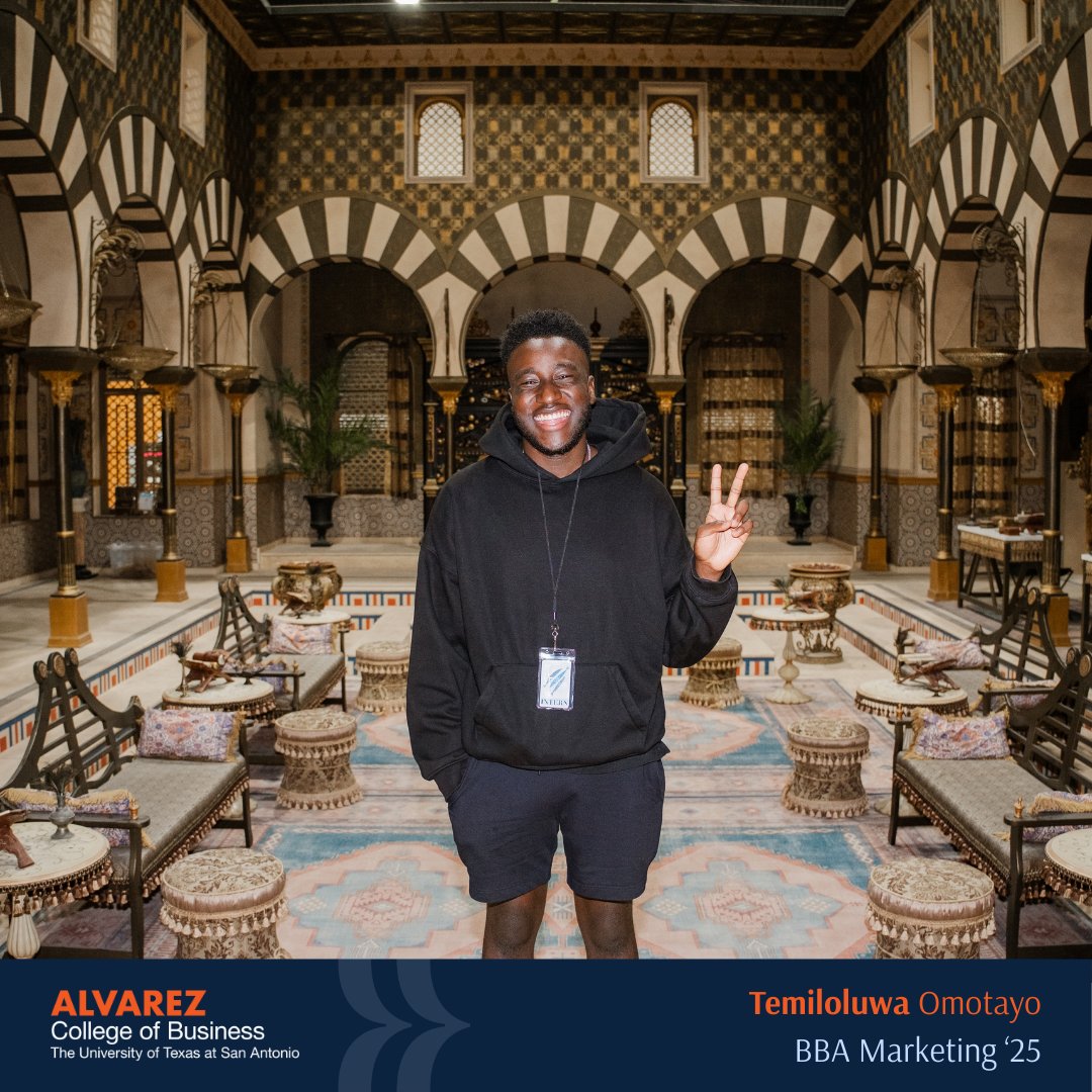 UTSABusiness's tweet image. From moving to the U.S. in high school to starting college during COVID, Temiloluwa Omotayo’s BBA in marketing is all about perseverance, faith and storytelling. 

Next stop: a career in content and media. 🎥🎞️🤙

#WeAreAlvarez |#UTSAGrad25