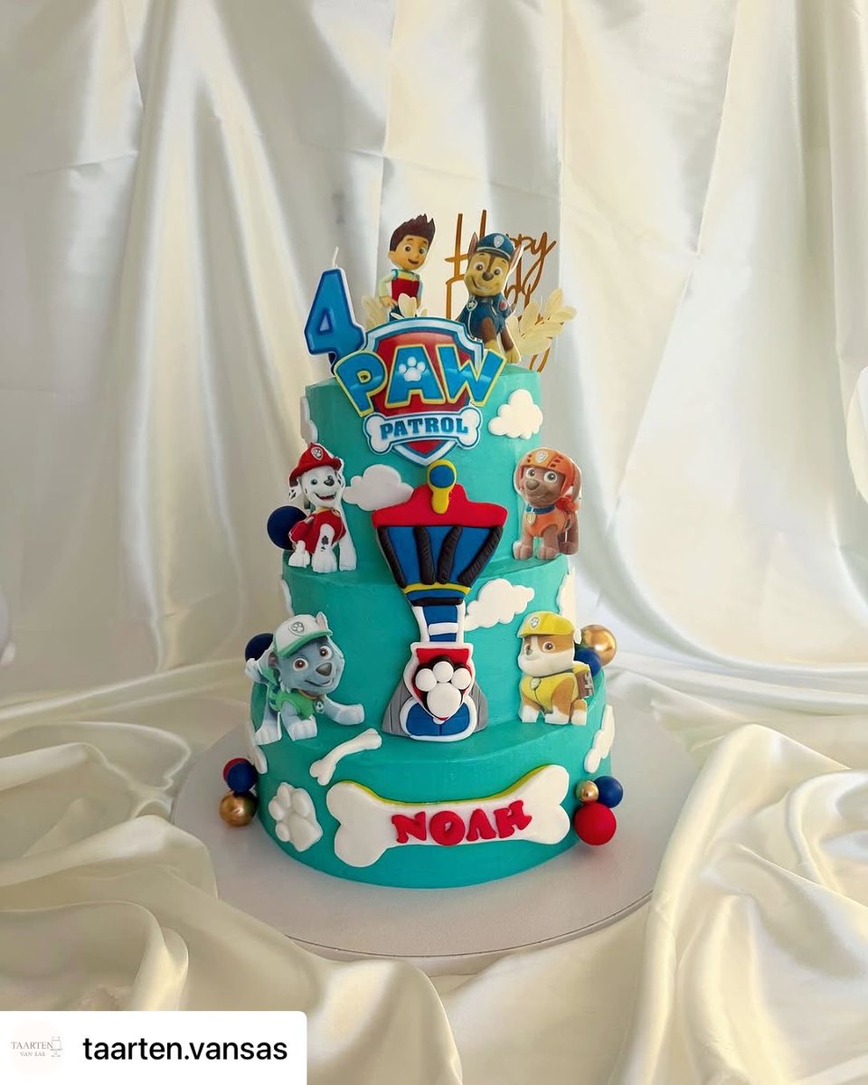 Cakeprint's tweet image. Deze prachtige Paw Patrol taart is gemaakt door Saskia van Taarten van Sas . Ze versierde deze heerlijke taart met eetbare prints. 

#taartenvansas #cakeprint #pawpatroltaart #eetbareprint