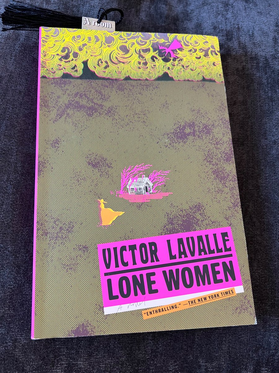 I’m about 50 pages into Lone Women and I want to know what Adelaide’s burden is. She has a steamer trunk that she takes along with her and I want to know what’s in it! 

#lonewomen #reading #booktok #books #BookTwitter
