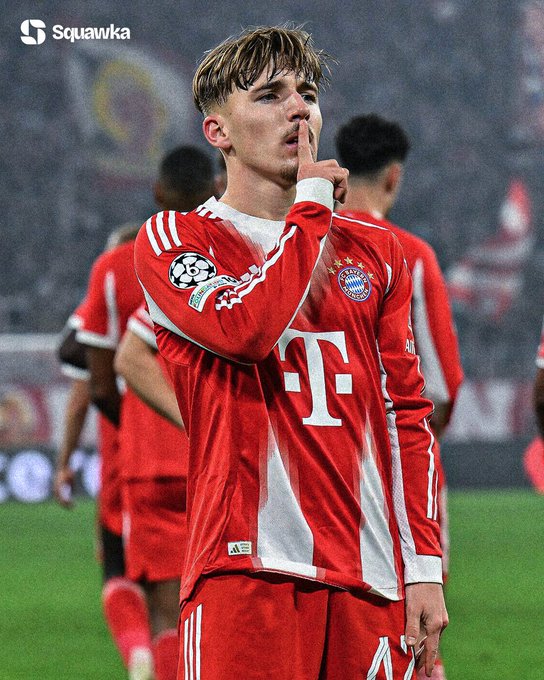 لينارت كارل يواصل تحطيم الأرقام القياسية هذا الموسم بكل ثقة.. خلال الثلاثة أشهر الماضية فقط، أصبح أصغر لاعب في التاريخ يحقق الإنجازات التالية: التسجيل مع بايرن ميونخ في دوري أبطال أوروبا. التسجيل في أول مباراتين له كأساسي في البطولة. التسجيل في ثلاث مباريات متتالية بدوري الأبطال. التسجيل وصناعة هدف في مباراة بالدوري الألماني. المشاركة في خمس أهداف بالدوري الألماني. Squawka 