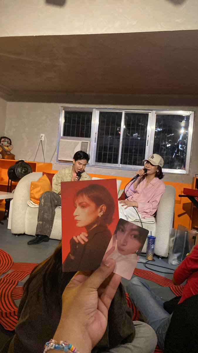 beurayann's tweet image. hindi ko masyado nacover yung event but i do still have sime moments to share with you sa #TheCloudscapeSessions mga personal anecdote (ANECDOTE ↗️↗️↗️) during Rawn's 1st jamming session with his friends