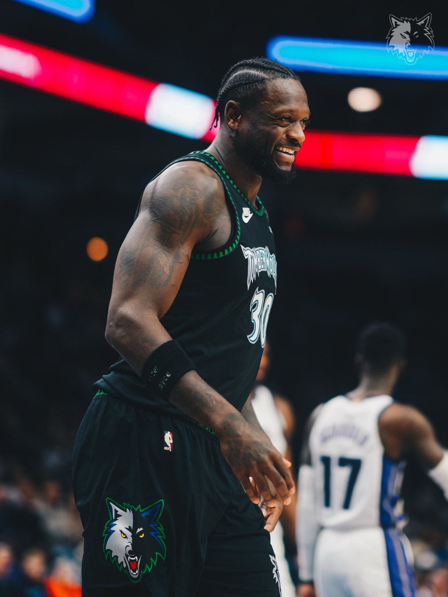 Ju’s last 5 games:
24 PTS | 10 REB | 3 AST
27 PTS | 9 REB | 6 AST
21 PTS | 3 REB | 8 AST
24 PTS | 3 REB | 6 AST
28 PTS | 9 REB | 3 AST