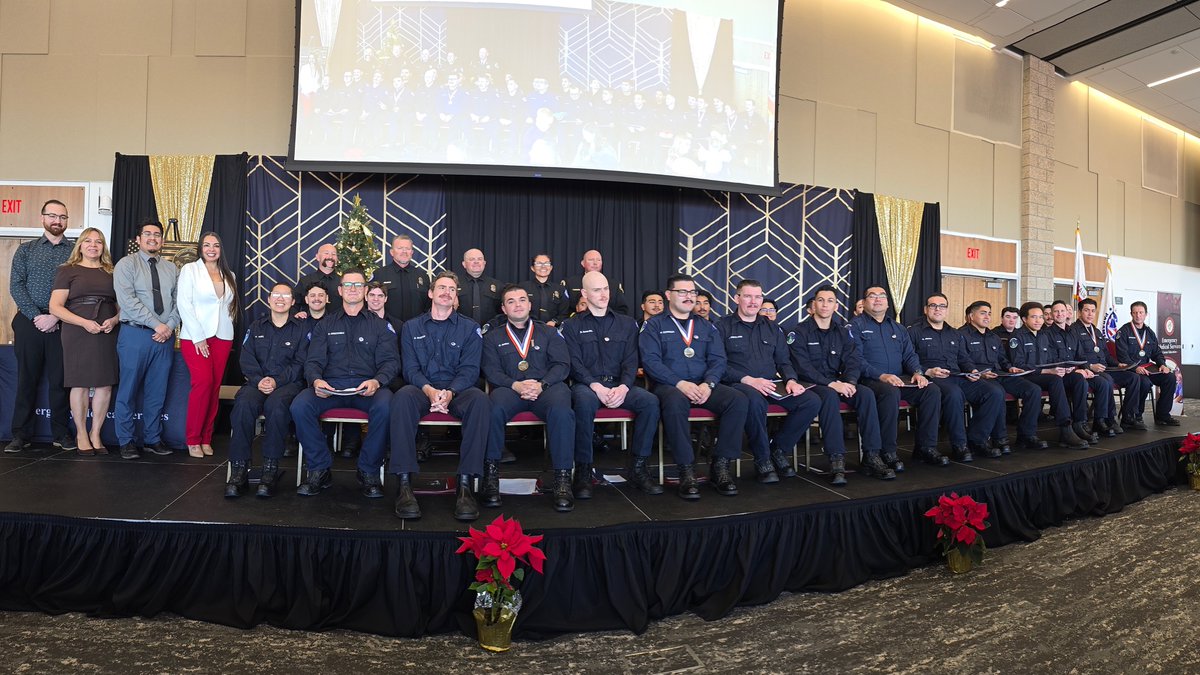 Our Constituent Services Director, Samuel Shoup, was pleased to attend Victor Valley College Paramedic Academy’s 51st Graduation Ceremony.
Congratulations to the graduating class on this incredible achievement! 
We wish you all the very best as you begin this important journey.