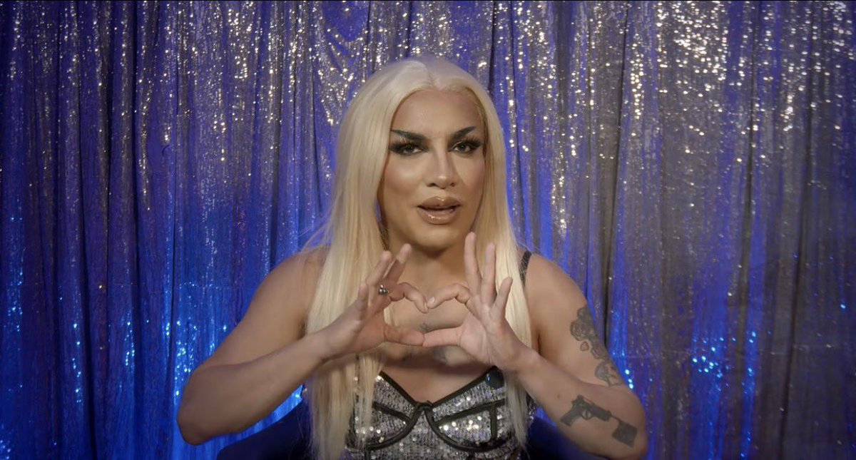 Me encantan los lunes de colacso de <a href="/ParisBangBang/">Paris</a> 🫦✨