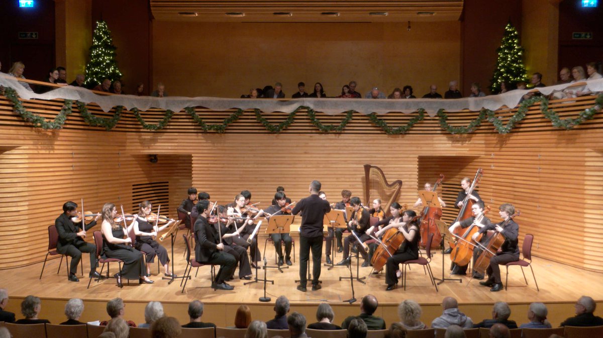 MenuhinSchool's tweet photo. A magical end to the winter term at YMS.

Our Winter Festival finale featured festive favourites &amp; the world premiere of Midnight Frost by young composer Julian—performed to a sold-out audience!

#YMS #WinterFestival #WorldPremiere #YoungComposers #LiveMusic #FestiveFun https://t.co/tmENCfRJIu