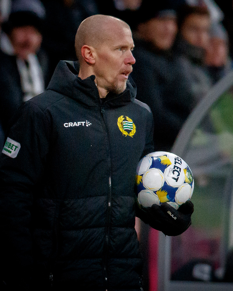 hammarbyfotboll's tweet photo. ✍️ Det är nu klart att Fredrik Samuelsson blir assisterande tränare till Hammarbys herrlag. Samuelsson har skrivit på ett tre år långt avtal som formellt träder i kraft efter årsskiftet. 

#Bajen https://t.co/L6gELYXEJR