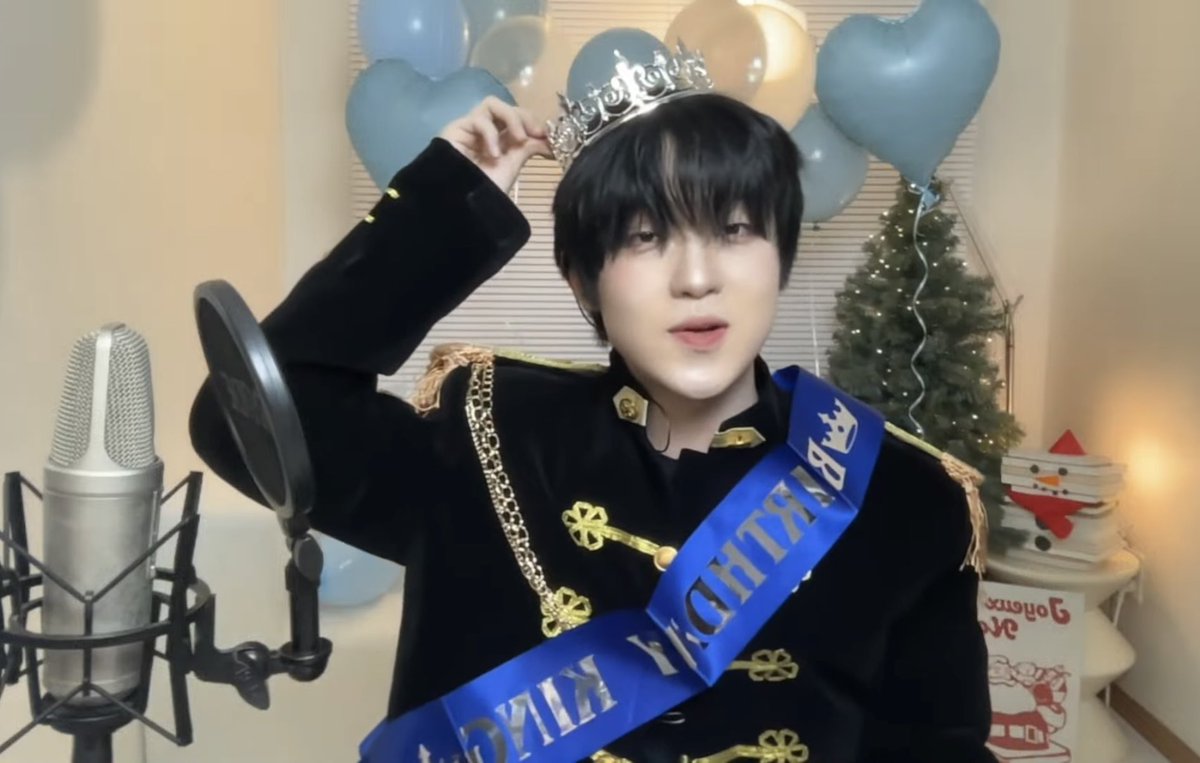 Guri_9_'s tweet image. 25.12.15 HAPPY BIRTHDAY YOUTUBE LIVE
#PARKBYEONGHOON #병훈 

타래에서 계속 이어집니다!🌟