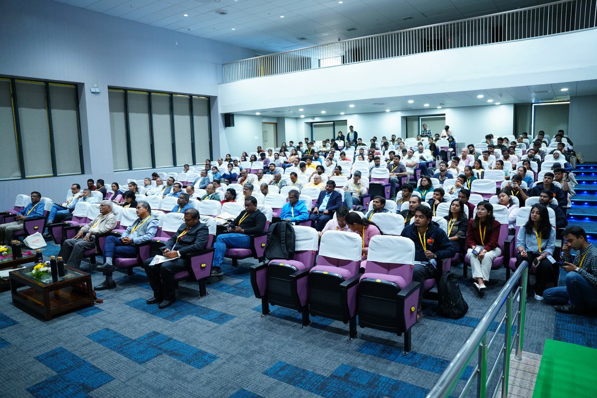 OpticaChap43730's tweet photo. The Department of Physics, IIT Hyderabad hosted the DAE–BRNS 12th Theme Meeting on Ultrafast Sciences (Nov 13–15, 2025), in collaboration with the Optica Student Chapter, IIT Hyderabad. We thank DAE–BRNS, ANRF, speakers, partners, and participants for their valuable support. https://t.co/rOWO3BiN1o