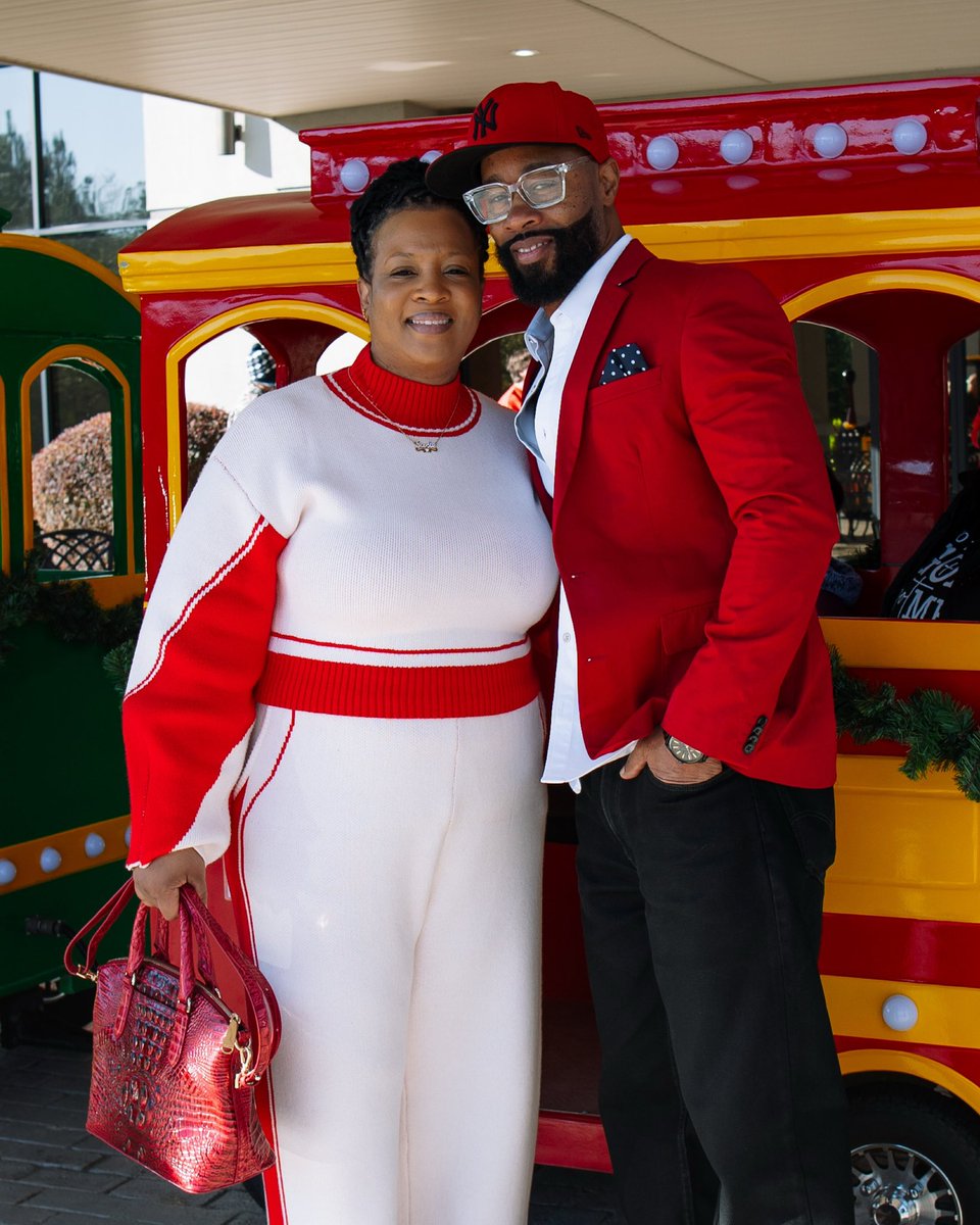 Reallifemacon's tweet photo. We are celebrating the birth of our Savior all month long! Thank you for joining us for another special Christmas service! We can’t wait to continue celebrating with you! We love you, RL! ✨❤️ https://t.co/kwPpdzWExG