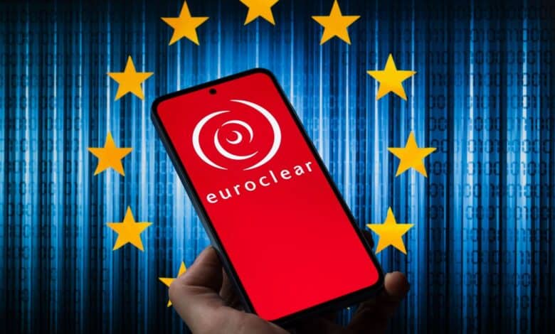 «المركزي» الروسي يطالب بتعويضات من «يوروكلير» بقيمة 230 مليار دولار 