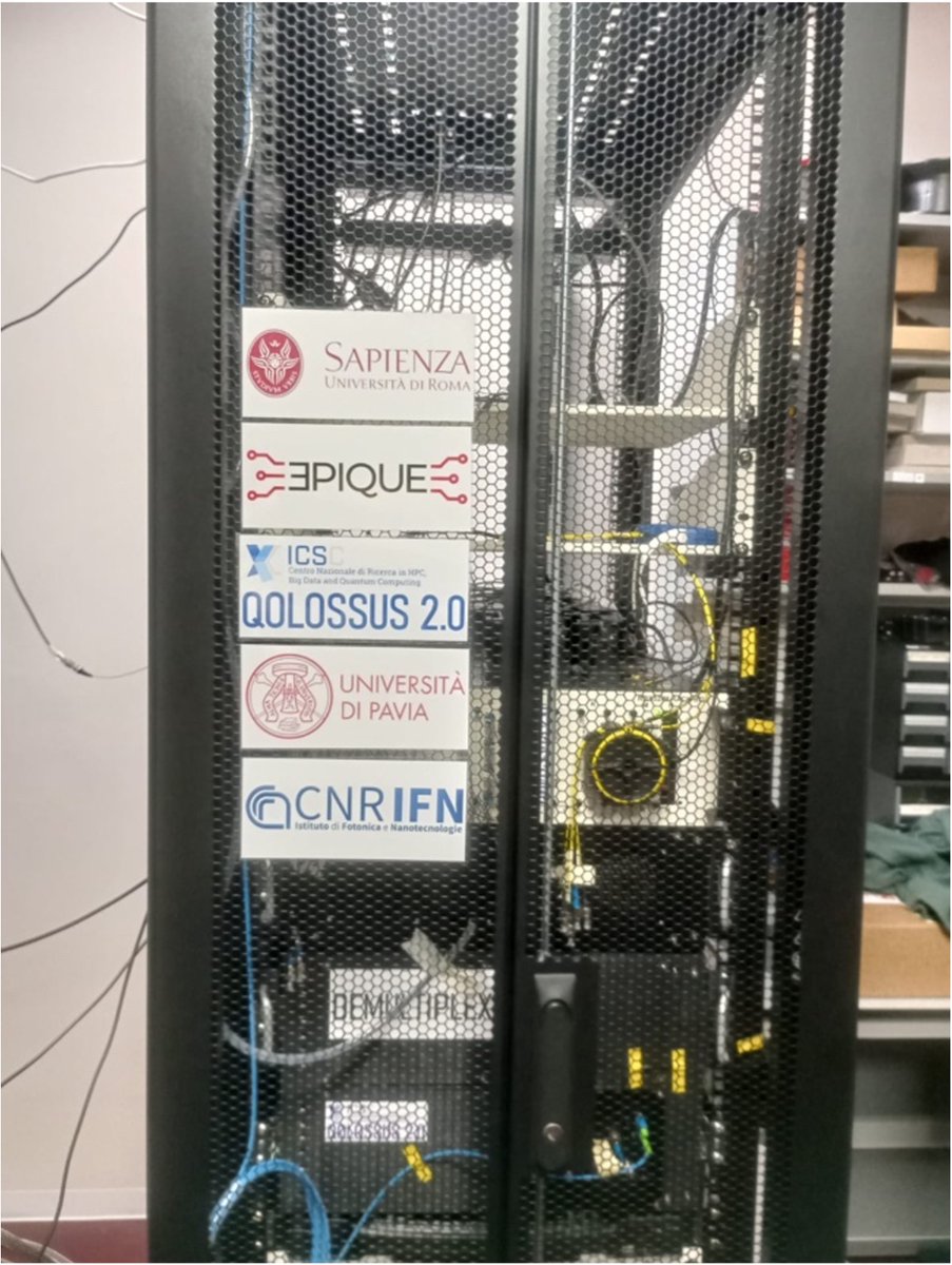 unipv's tweet image. #unipv ha partecipato alla realizzazione di "Qolossus 2.0", il primo #quantumcomputer fotonico italiano modulare, sviluppato nell’ambito dell’iniziativa PNRR @ICSC_Computing sotto il coordinamento di @SapienzaRoma con @CNR_IFN @CNRsocial_ I dettagli 👉unipv.news/notizie/presen…