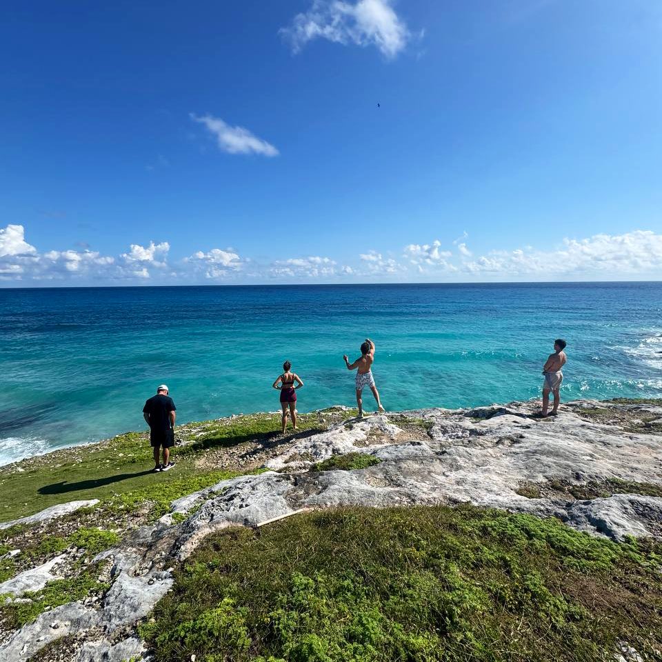 isa⚡️ tweet media