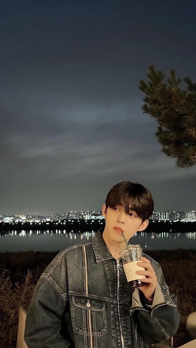 bluesparks_dwi's tweet image. ⠀⠀⠀⠀    
               
               📸 dwi updates                               

⠀⠀⠀⠀   ➰ it’s been a while since
⠀⠀⠀⠀          me and my baby @flywithtimo 
⠀⠀⠀⠀          had our coffee.

⠀⠀⠀⠀