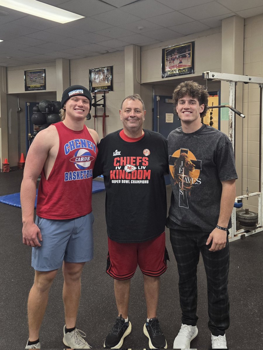 CheneyBball's tweet image. 2 Studs back in Cheney America