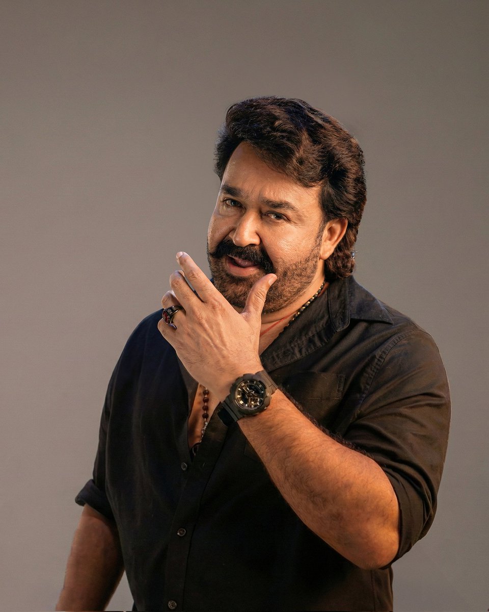 Ghilli Babu From #BhaBhaBa 😎💥

<a href="/Mohanlal/">Mohanlal</a>