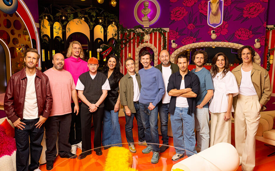 Monascope7's tweet image. 📺 #Medias
Prime Video dévoile le casting de la nouvelle saison de « LOL » et change son règlement !

Le tournage de la saison 6 du jeu #LOLQuiRitSort a débuté aujourd'hui. Pour cette saison, il y aura un changement de stratégie : les candidats s'affronteront par paires.

Les