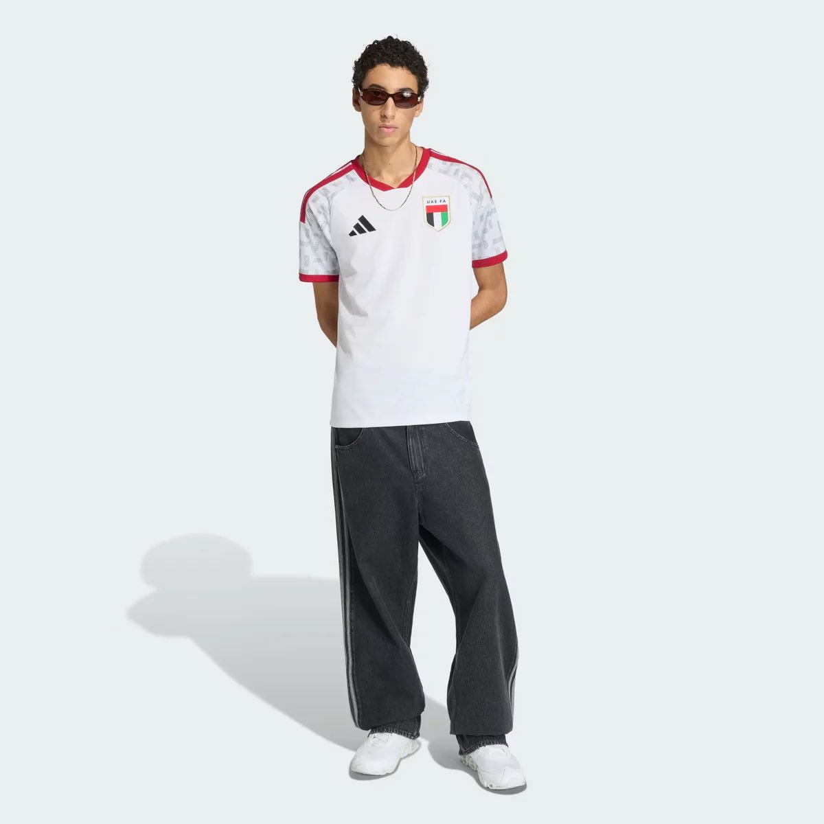 GoalGalaxyStore's tweet photo. التفاصيل في تيشيرت المنتخب الإماراتي جميلة جداً و الخامة بعد خيالية 💯 🇦🇪 

حرام هذا التيشيرت ما يكون عندك، اطلب الحين!

#الامارات_المغرب https://t.co/1Hznyk8Z3u