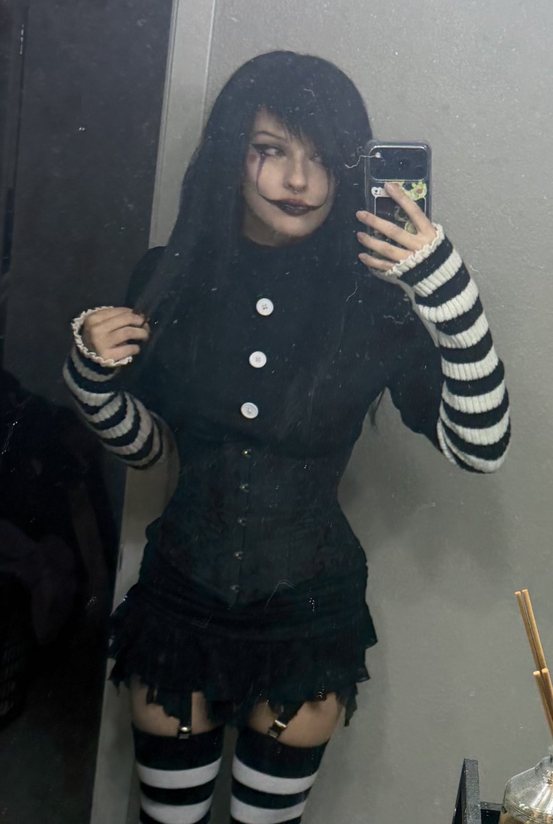 Squidaffy's tweet photo. #FNAF #fnaf2movie #Marionette #puppet #cosplay #fnafcosplay https://t.co/POgxlCns5X