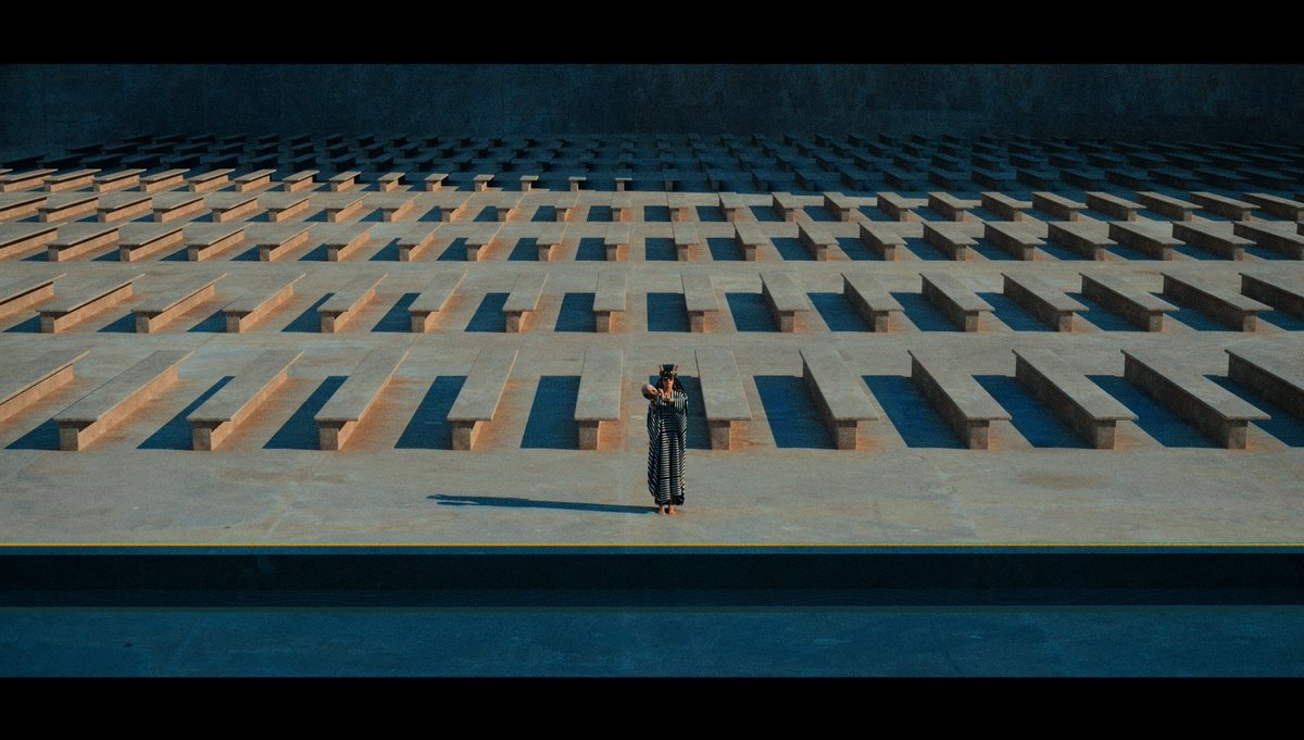 suxuanweist's tweet image. This is Part 11. I continue to introduce this planet and the symbols of its culture. Architecture and space are presented through flat composition, as this place stands for order and the rule of law.