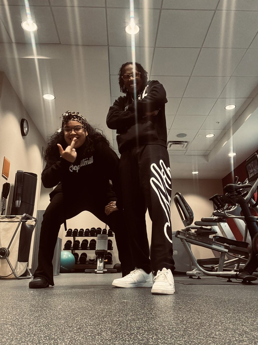 Showstoppa tweet media