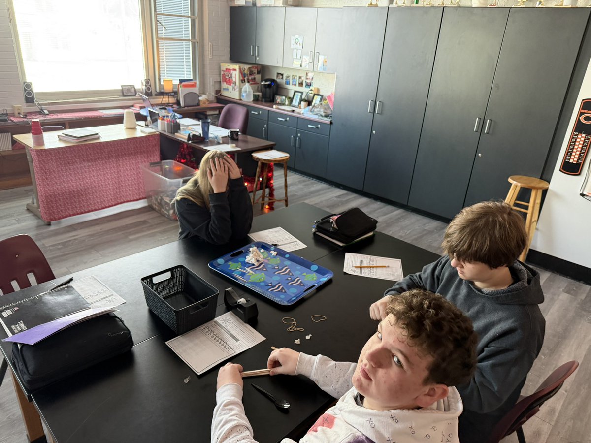 Mrs. Conrad tweet media