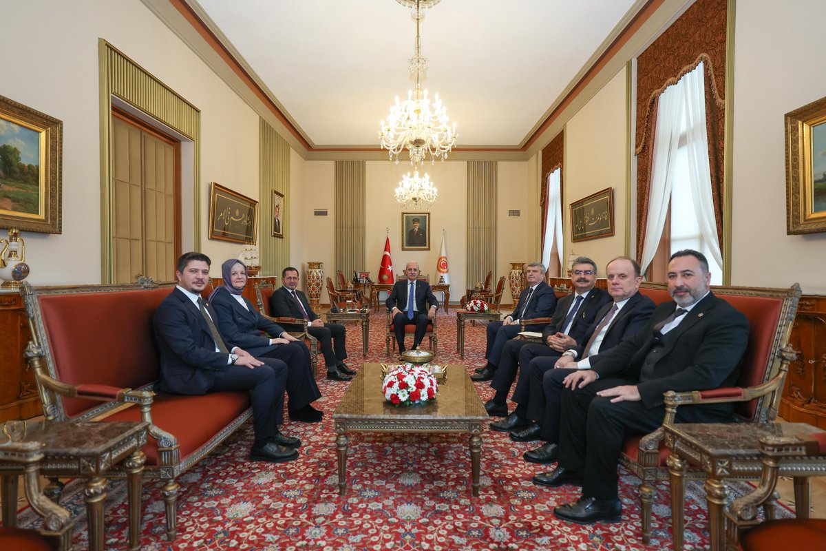 Konya milletvekillerimizle birlikte #TBMM Başkanımız Sayın <a href="/NumanKurtulmus/">Numan Kurtulmuş</a>’u ziyaret ederek, Konya’da gerçekleştirilecek Şeb-i Arûs Kapanış Töreni için davetiyemizi takdim ettik.

Mevlânâ’nın çağrısını gönüllerle buluşturacak bu anlamlı programda kendilerini aramızda görmekten
