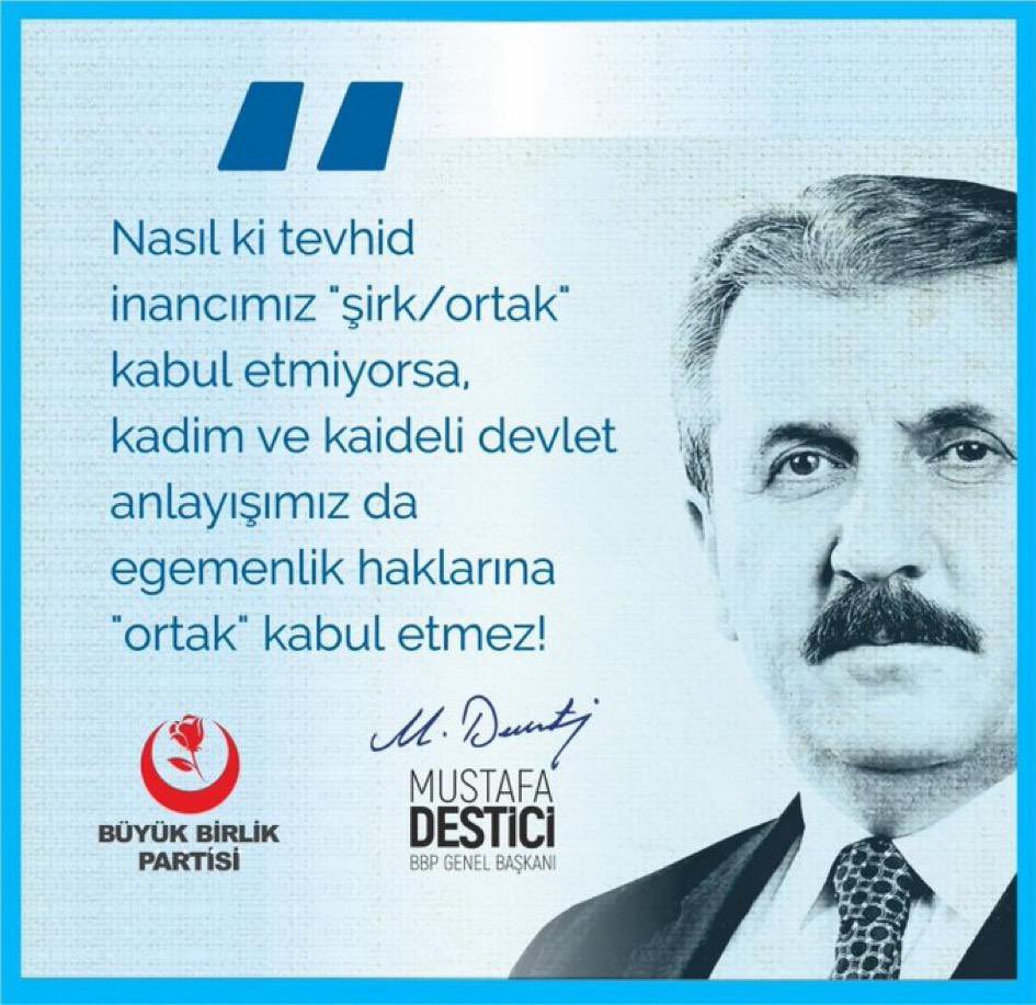 Güçlü ulus-devletlerin hemen hepsinde, “vatandaşlık” tanımı ve “resmi dil” adı, o ülkeye adını veren büyük “kurucu iradeye” nispet edilir.
Söz gelimi; Fransız anayasasında Fransız vatandaşları “Français” (Fransız) olarak, İspanyol anayasasında İspanya vatandaşları “Spaniard”