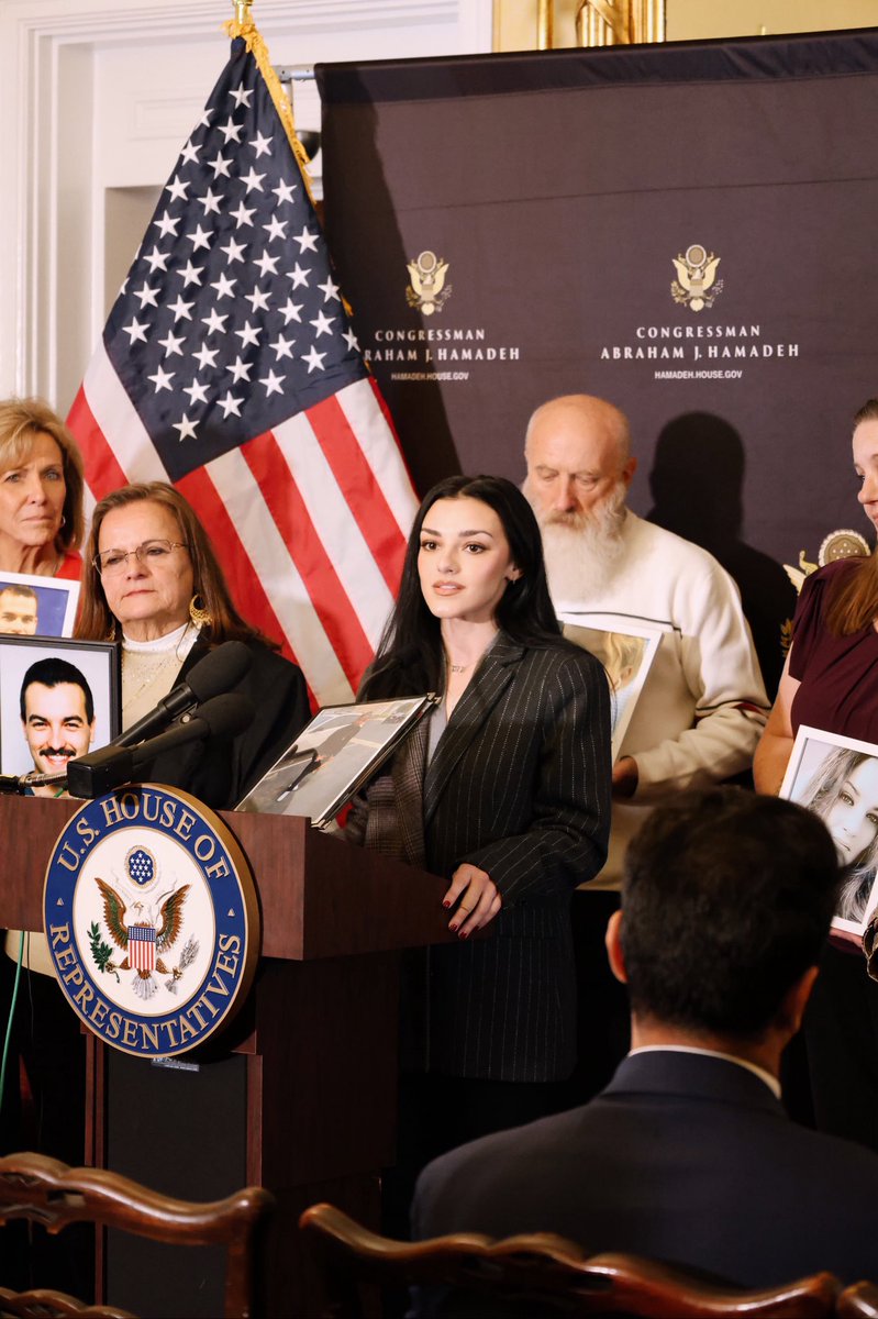 AlexisWilkins's tweet image. An honor to stand with the Angel Families on Capitol Hill. Failed border policies have a tangible effect on the safety of American citizens, these moms and dads are the tragic evidence of that. 

Their testimonies explain the need to compassion and empathy - not for illegals -…
