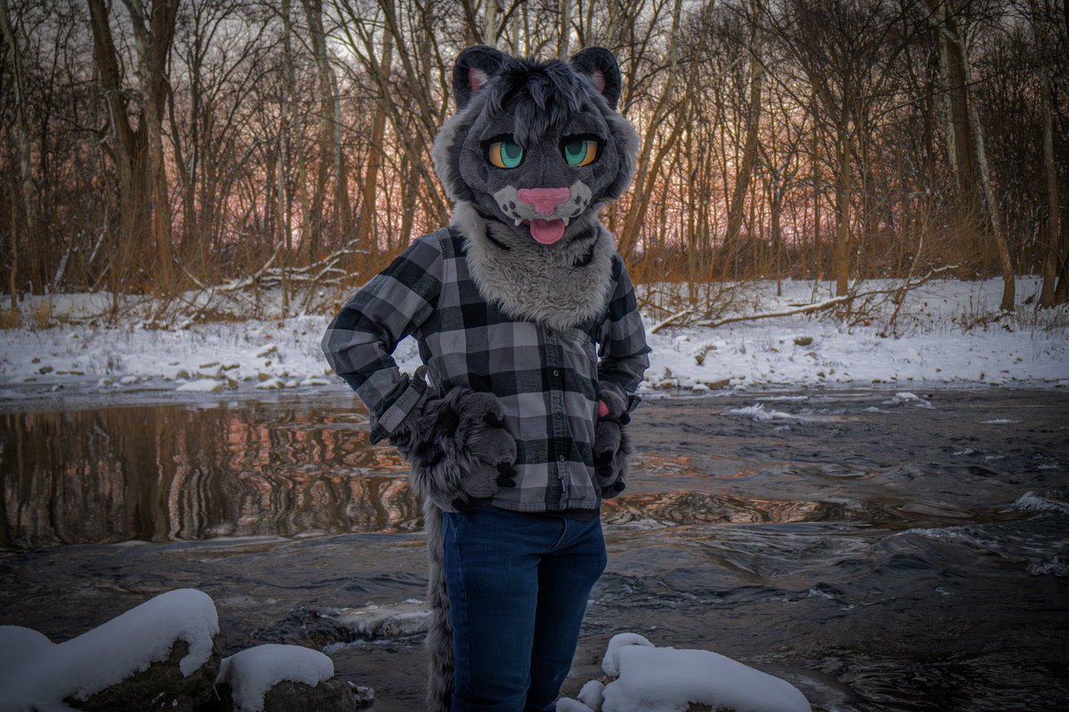 Very cold sunset but thankfully I’ve got plenty of fur keeping me warm!