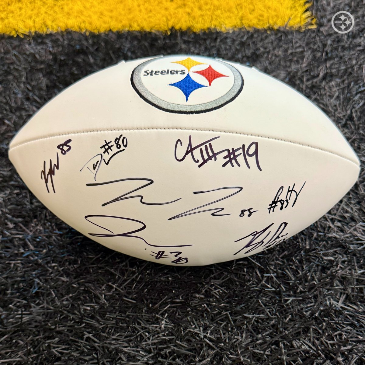 steelers's tweet image. 1️⃣ RP = 2️⃣ votes! #ProBowlVote 

@pat_fry5 
@CalvinAustinIII 
@_Dwfootball11 
@Nunless2 
@ConnorHeyward1 
@BennySkow 
Ke’Shawn Williams