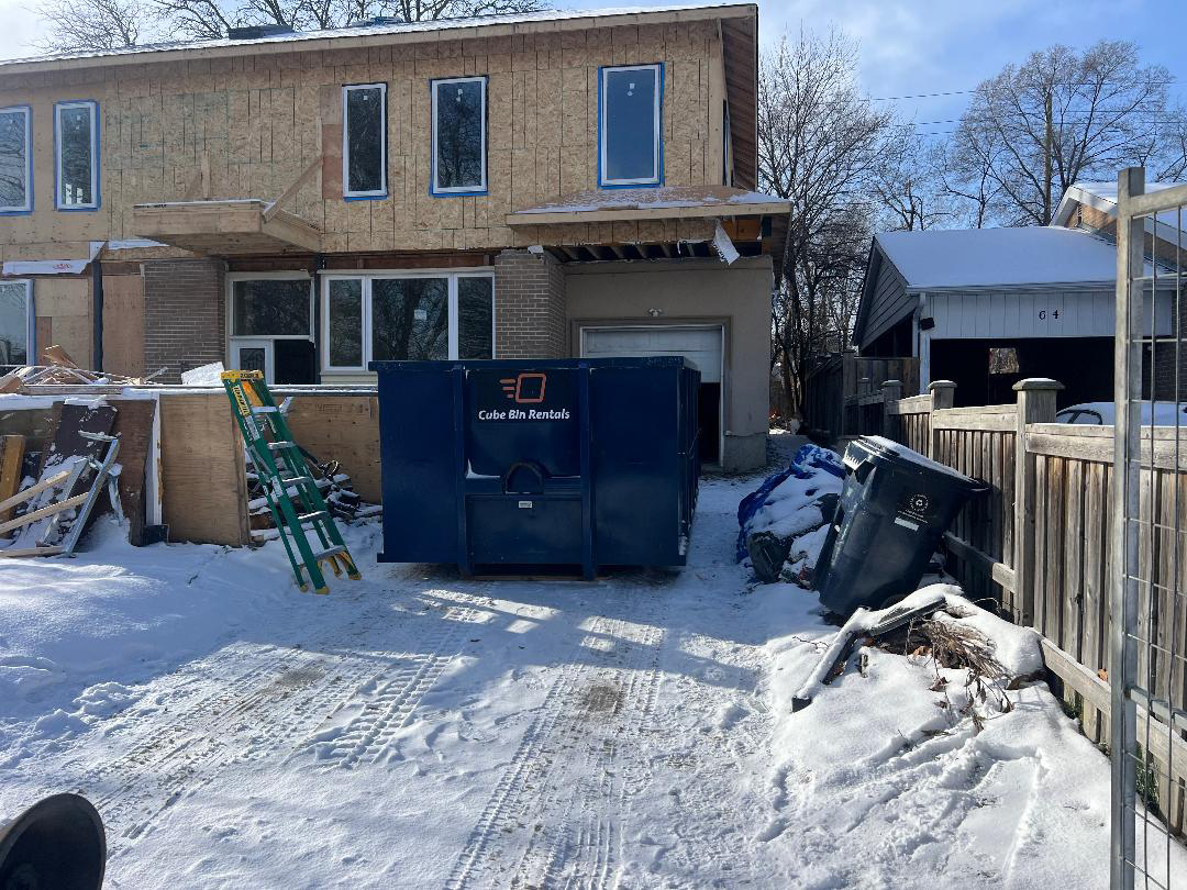 CubeBinRentals's tweet photo. WHY RESIDENTIAL BIN RENTALS ARE A SMART SOLUTION FOR HOME PROJECTS 🏠♻️
Renovating or cleaning out? A residential bin rental keeps your project clean, efficient, and stress-free.
Read more 👉 https://t.co/9zzhYT45Ij https://t.co/hac4XeqrZx