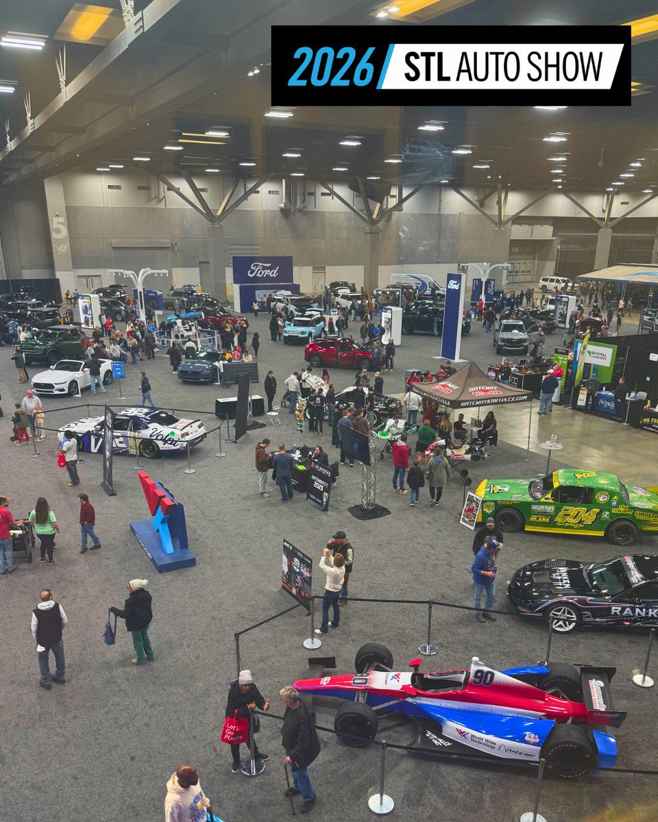 STLAutoShow tweet media