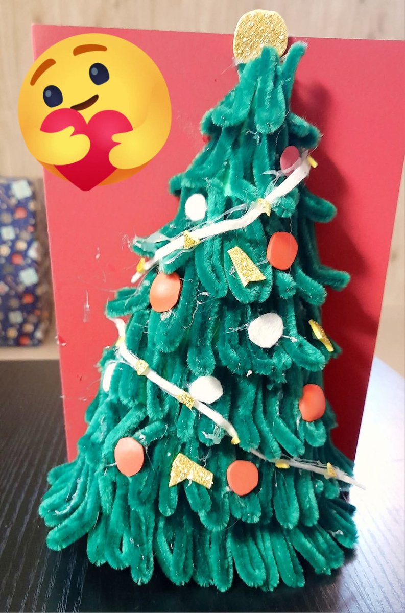Ultimando detalles de empaquetado y listas para llegar a sus destinatarios...Feliz <a href="/NavidadReal/">Navidad de Papel Ciudad Real</a>