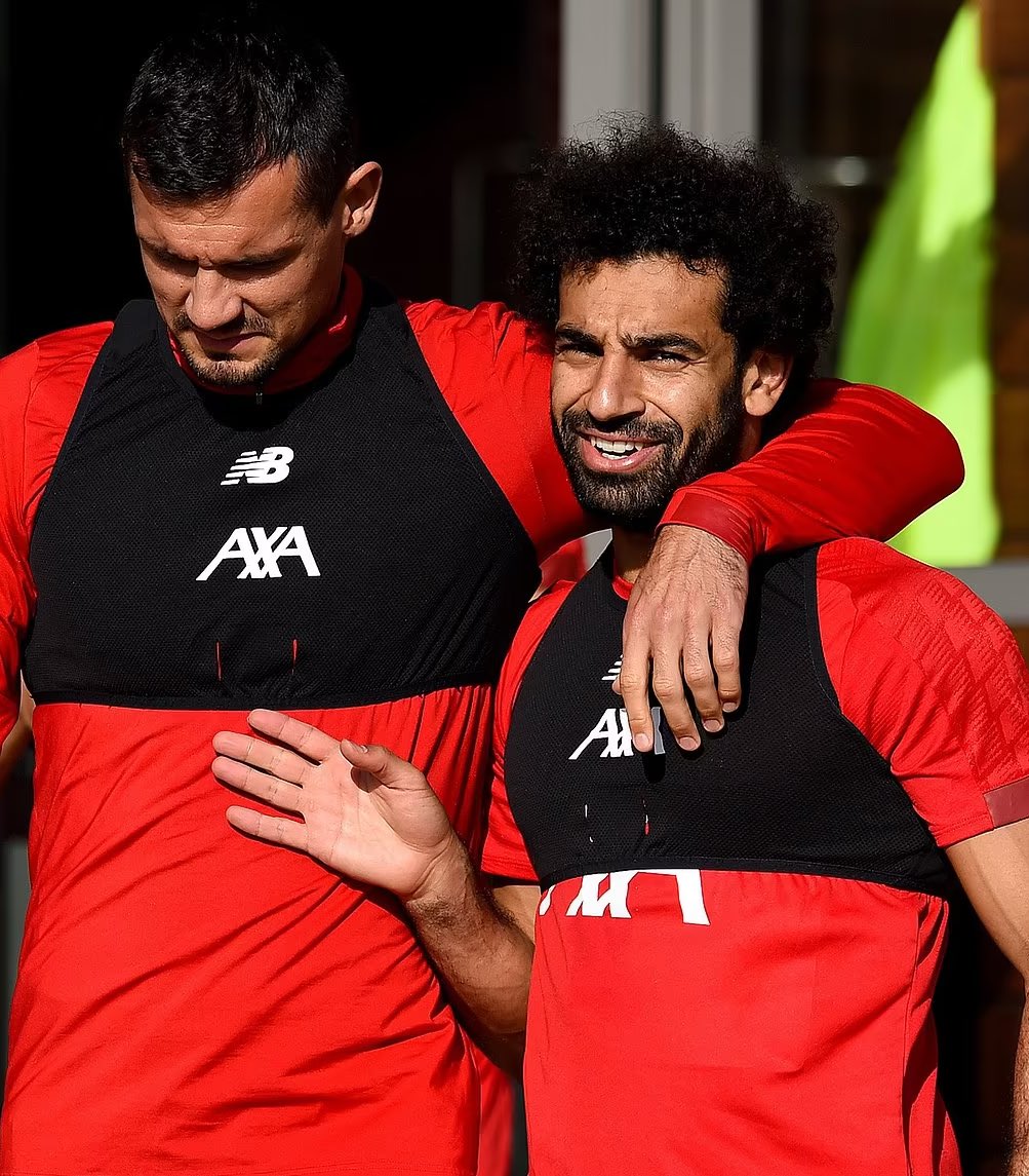 _BeFootball's tweet image. En réponse à tout ce qui se dit sur lui, Mohamed Salah 🇪🇬 vient de publier le classement des joueurs les plus décisifs dans un même club de PL. 🥶🤫 

Réponse de Lovren 🇭🇷😭 : « 𝗖𝗘 𝗡’𝗘𝗦𝗧 𝗣𝗔𝗦 𝗔𝗦𝗦𝗘𝗭 𝗠𝗢, 𝗧𝗨 𝗗𝗢𝗜𝗦 𝗖𝗢𝗨𝗩𝗥𝗜𝗥 𝗧𝗢𝗡 𝗟𝗔𝗧𝗘́𝗥𝗔𝗟. »