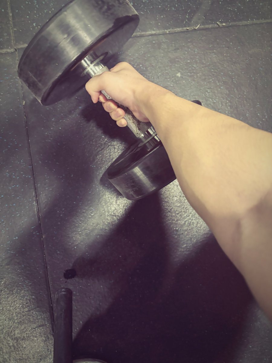 筹码🕊️ tweet media