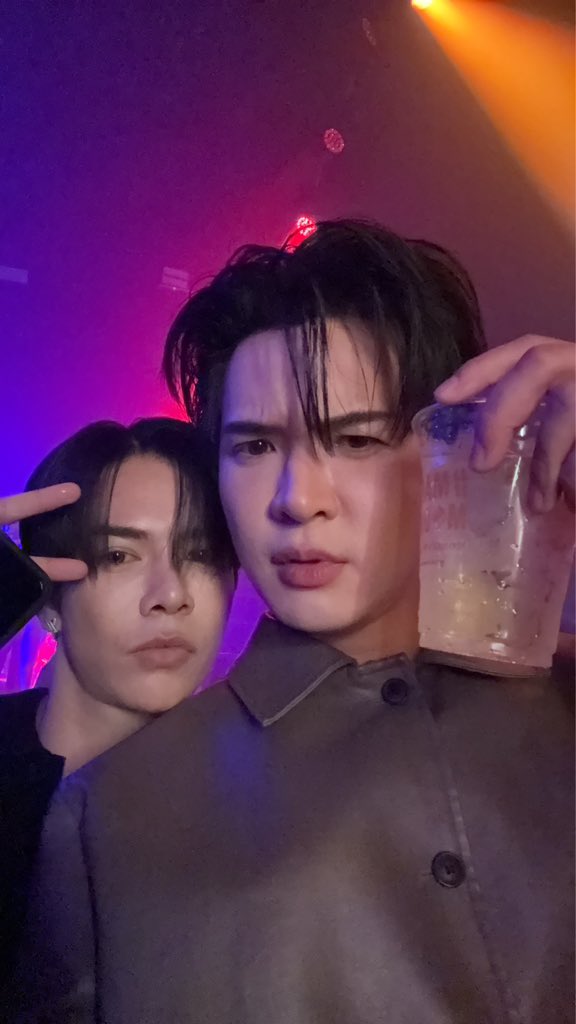 พวกเราพร้อมละ !!
R u ready ?!

#BillyBabeLOVEInSpain
#BillyBabe1stFMSpain