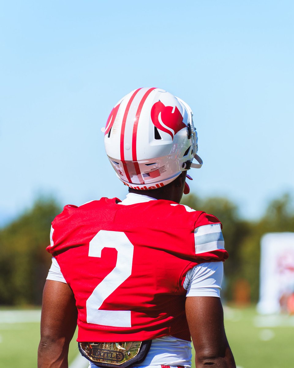 Demetruis.Perry tweet media