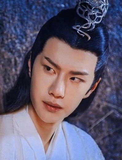 dollxzhan's tweet photo. bro!                                              bro? im your             
                                                       HUSBAND https://t.co/kP5aVrJmwA