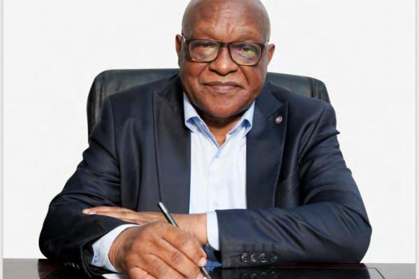 wembi_steve's tweet image. #RDC: “De manière paradoxale, des dépassements budgétaires sont enregistrés année après année depuis l'accession au pouvoir du Président Félix-Antoine TSHISEKEDI TSHILOMBO, sans qu'aucune mesure corrective sérieuse ne soit engagée. Bien au contraire, cette dérive budgétaire