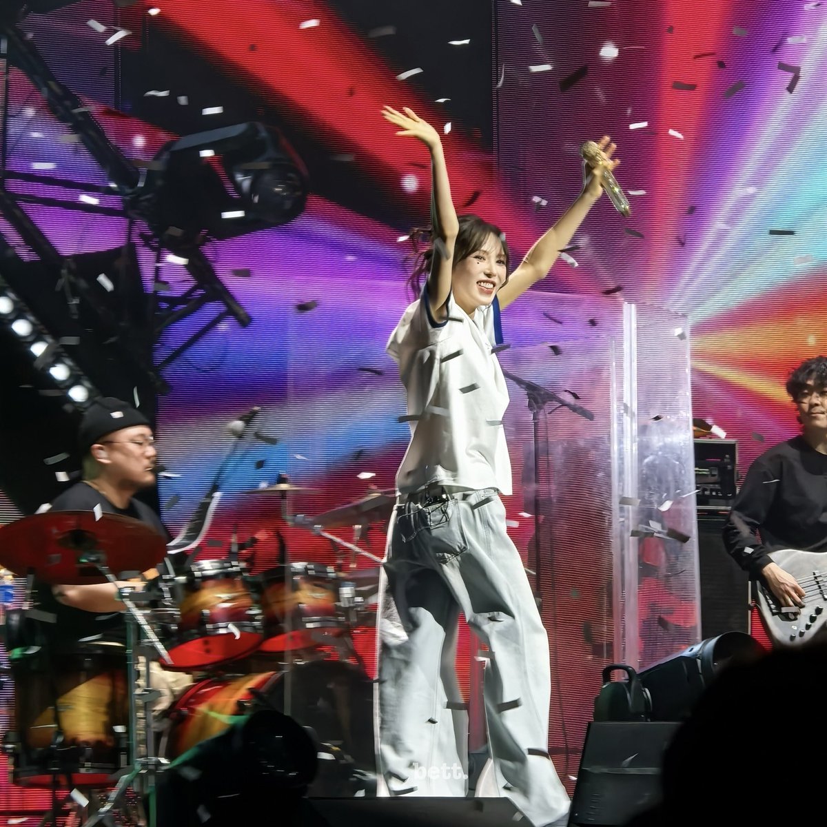 Bett_Bett tweet media