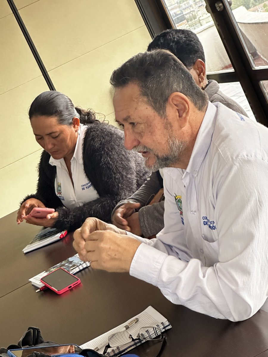 El Consejo Nacional de Planeación avanzó en una jornada de articulación con el CTP de Guaviare para fortalecer la planeación participativa, compartir herramientas técnicas y consolidar la visión territorial en el Plan Nacional de Desarrollo. #PlaneaciónParticipativa  #Guaviare