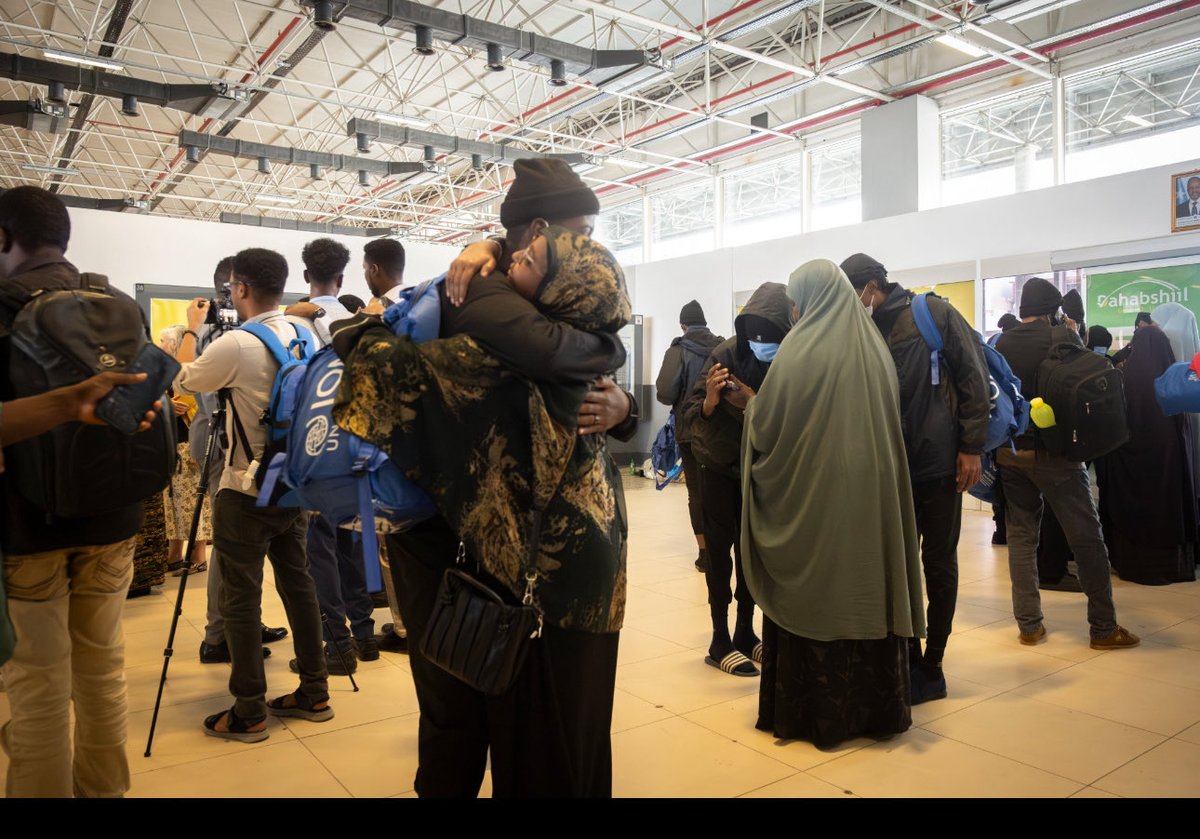 A picture is worth a thousand words! Welcome back home! 

<a href="/HassanSMohamud/">Hassan Sheikh Mohamud</a> <a href="/TheVillaSomalia/">Villa Somalia</a> <a href="/HamzaAbdiBarre/">Hamza Abdi Barre</a> <a href="/SomaliPM/">OPM Somalia 🇸🇴</a> <a href="/AbdisalamDhaay/">Abdisalam Ali</a> 
<a href="/francescaDM_EU/">Francesca Di Mauro</a> <a href="/iom_somalia/">IOM Somalia</a>