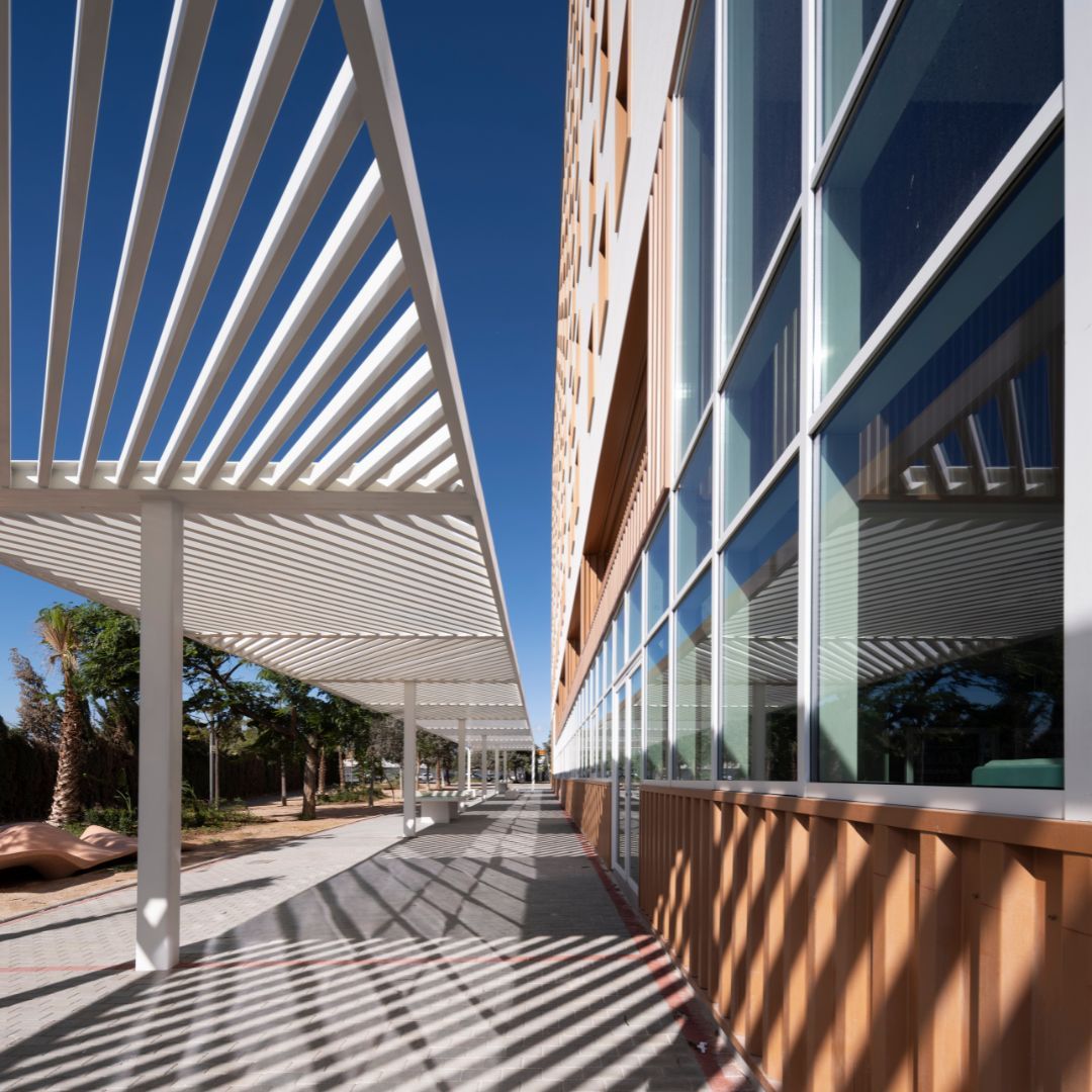 ASCHIyS's tweet photo. 🏆 El proyecto Casas Loop, construido por ASCH Infraestructuras y Servicios en Burjassot (Valencia), ha sido distinguido como Ganador en los Interior Design Best of Year Awards 2025 en la categoría Vivienda Multifamiliar – Residencia para Estudiantes.
#ASCH #BestOfYearAwards2025 https://t.co/6qbyLvHxFU