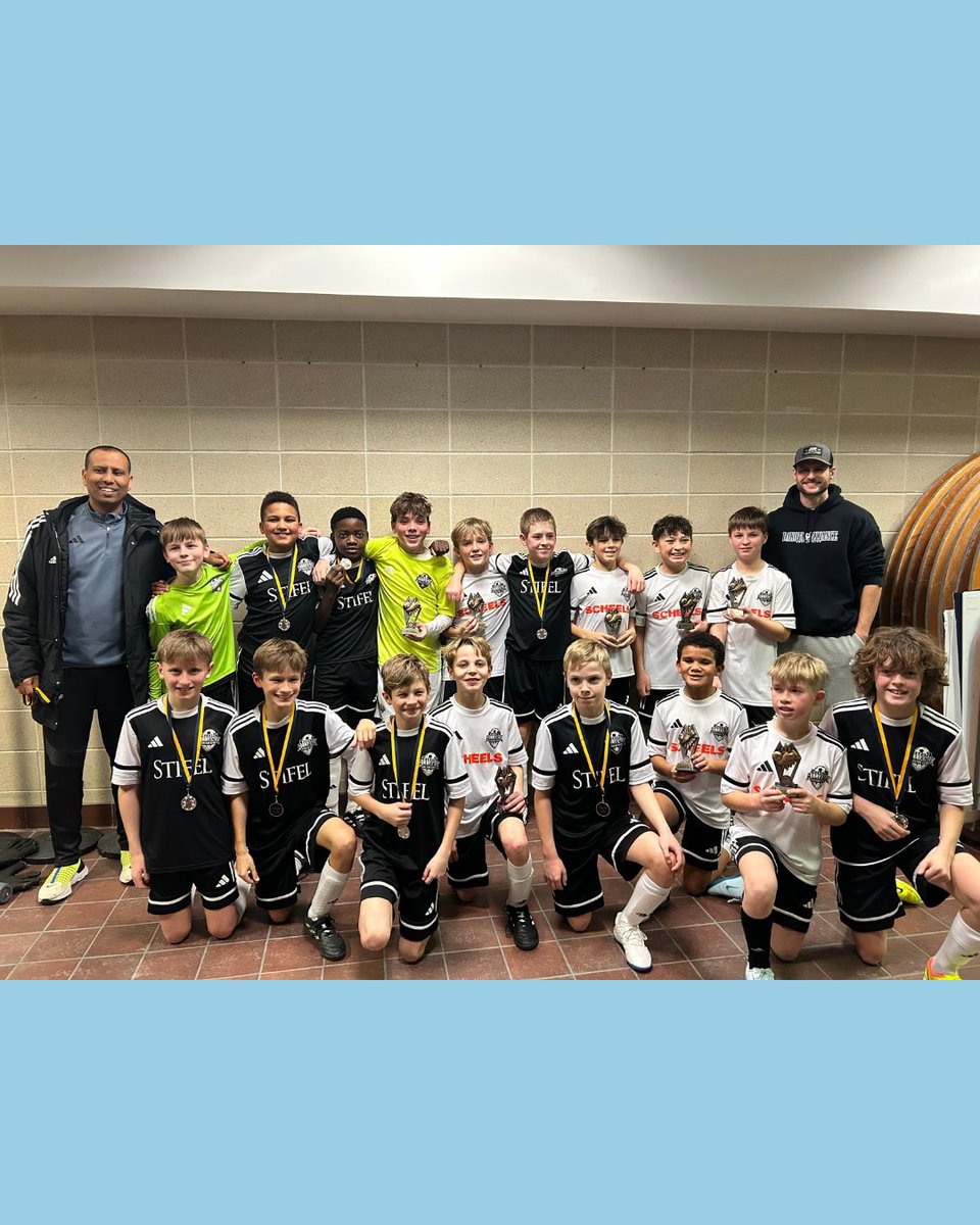Congratulations to the DASC 2013 Boys team Black (Champions) and Silver (Finalists)!
They had a thrilling shooout to determine the Champion of the U13 Navy Division at the Vikings Futsal Challenge.
🏆👏
#champions
#morethanaclub