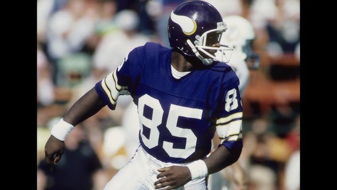 Viking fans, join us this Saturday Dec 20 from 12-2pm for my Christmas garage sale to raise money for families in need this Christmas. 
Join myself, Scott Studwell, Sammy White and Daunte Culpepper. Crazy sales, autographed jerseys, $50.00. Footballs, helmets, sweatshirts,