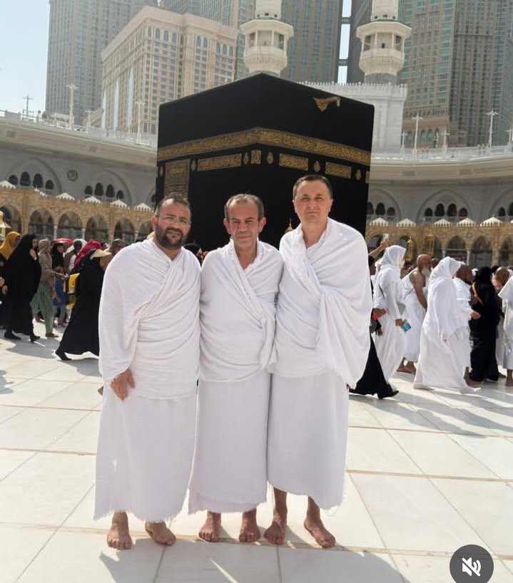 Daha ümreden gelmeden Hıristiyan dini kutlamak.

İYİ YOLDASIN Danju başkan hayırlı işler 

#hatay
#FBvKON

Ela Rumeysa Cebeci
Mehmet Akif Ersoy