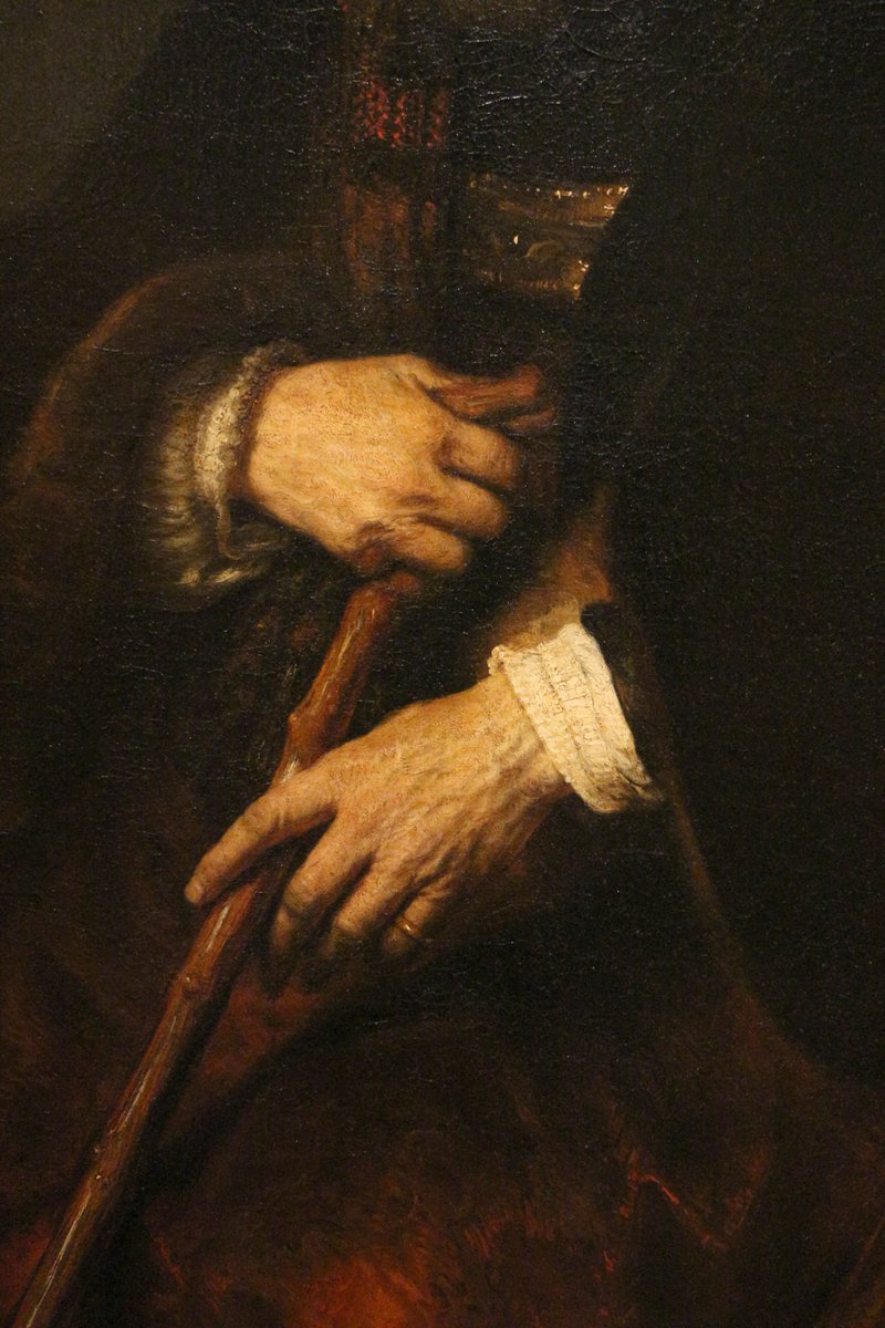 CelineSymbioss's tweet photo. Bir ressam için eli doğru çizmek çoğu zaman en zor aşamalardan biridir. Rembrandt değilseniz tabii. Onun çizdiği eller yalnızca anatomik olarak doğru değildir; aynı zamanda psikolojik olarak da konuşur. Yaş, yorgunluk, güç ve merhamet aynı anda hissedilir. https://t.co/3Q9OC0GqKM