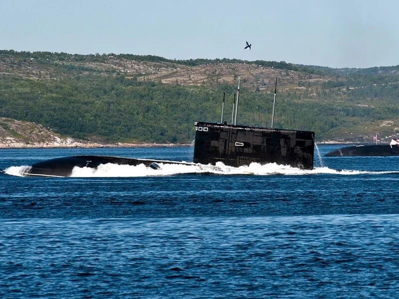 boris_beissner's tweet image. Ukrainian military blew up a Russian submarine right in the harbour of Novorossiysk. They say that a Sub Sea Baby underwater drone was used.