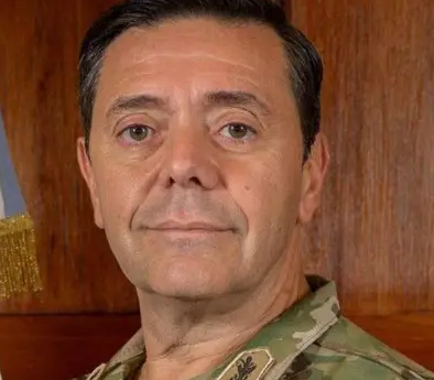 bartolomerulli's tweet image. Hoy lunes es la primer Cascada Láctea de la señora de la foto, ministra de defensa. 

Mucha suerte!