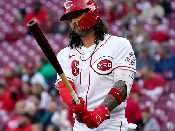 We are open every day through Christmas Eve - mailchi.mp/asportsgallery…